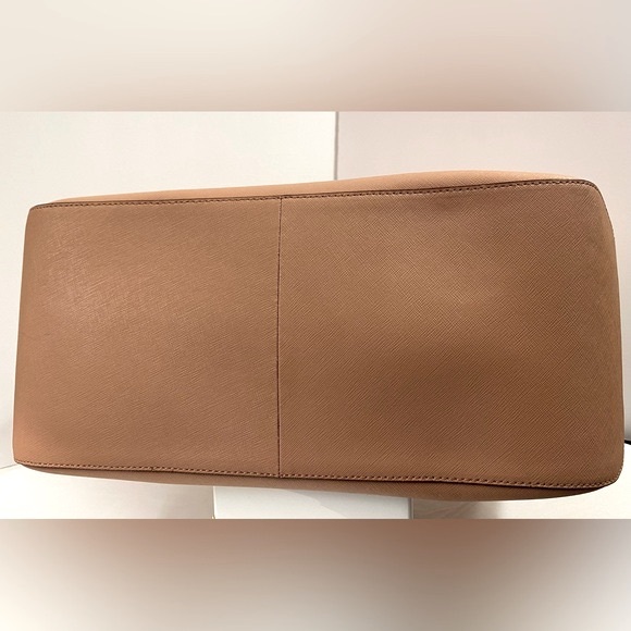 Henri Bendel || NYC Skyline W 57th Tote || EUC✨ w Dust Bag - Picture 10 of 16